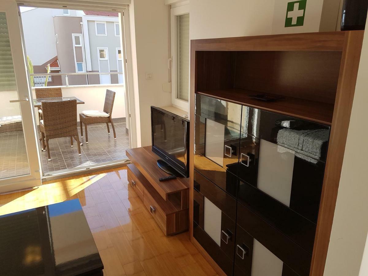 Apartment Novalja 4+2 Экстерьер фото
